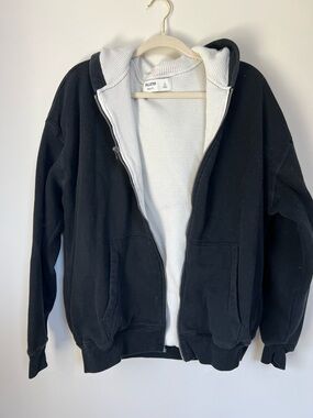 Hollister Boxy Black Zip-Up Hoodie with thermal Lining